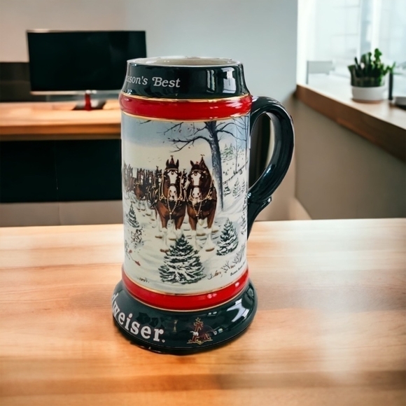Vintage BUDWEISER The Seasons Best Holiday Beer Stein Beer Mug by Susan Sampson - Picture 1 of 6